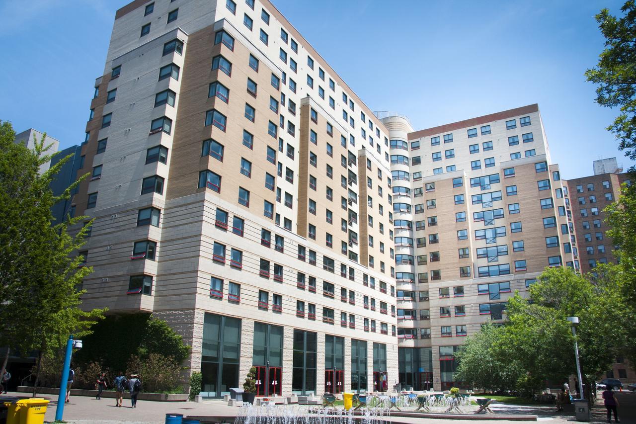 Toronto Metropolitan University- Pitman Hall Residence Bagian luar foto